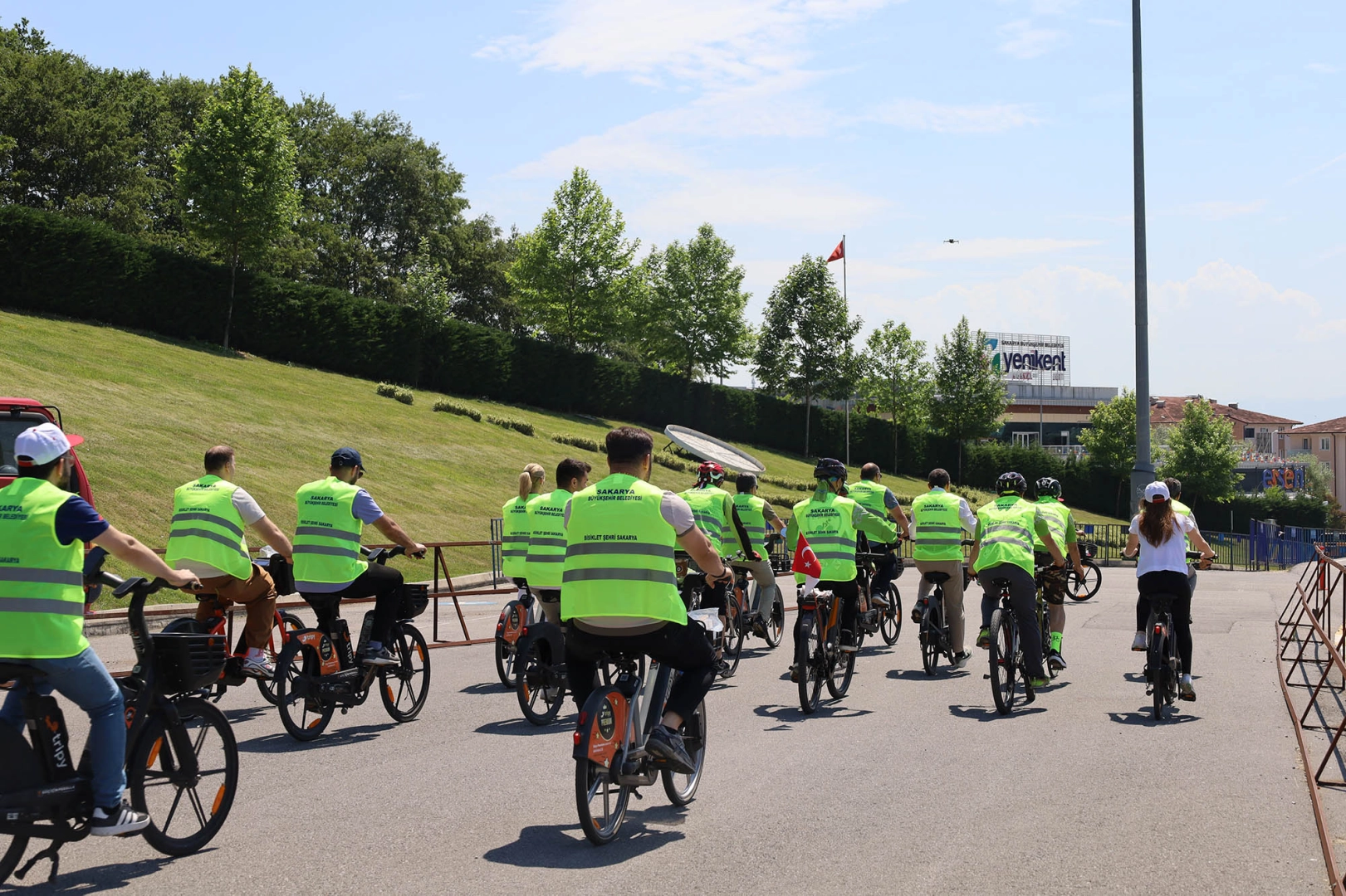 D&uuml;nya Bisiklet G&uuml;n&uuml;&rsquo;nde sağlıklı yaşam i&ccedil;in pedal &ccedil;evirdiler
