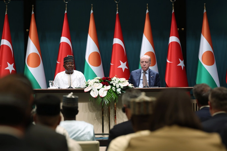 Nijer Cumhurbaşkanı Tchiani Ankara'da... Afrika &uuml;lkeleriyle kazan-kazan ilkeleriyle ilişkiler s&uuml;r&uuml;yor