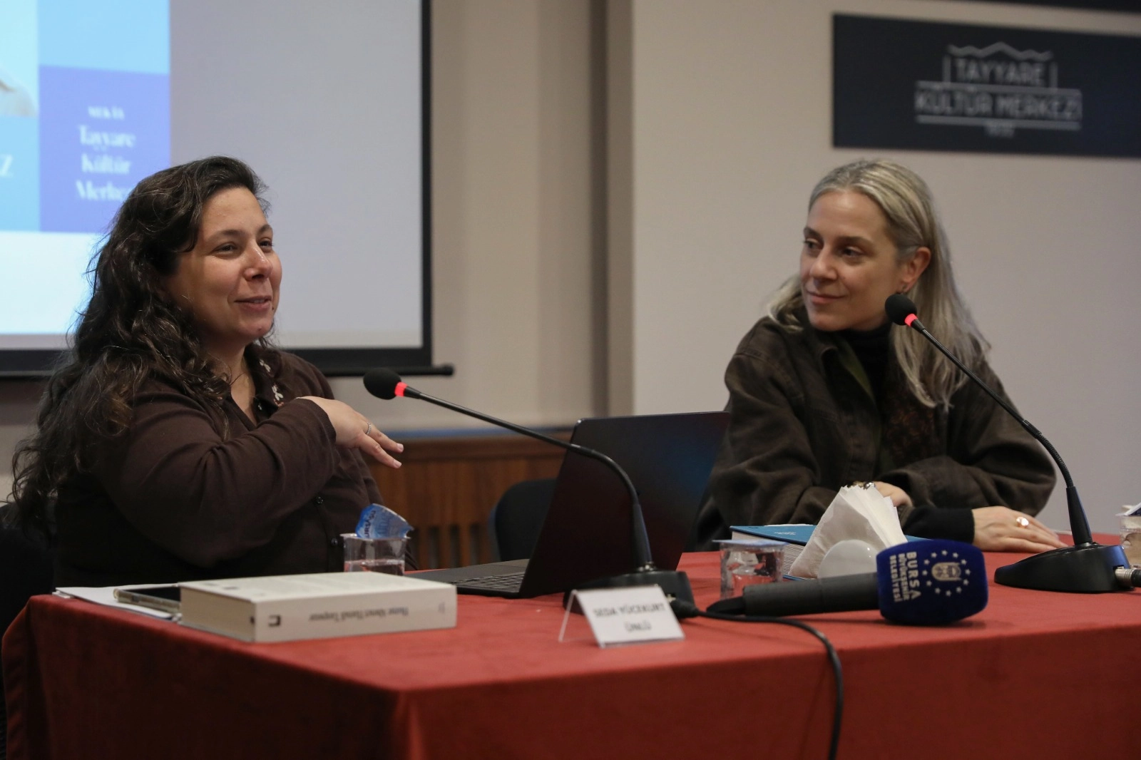 Ahmet Hamdi Tanpınar&rsquo;ın k&uuml;lliyatı Bursa&rsquo;da konuşuldu