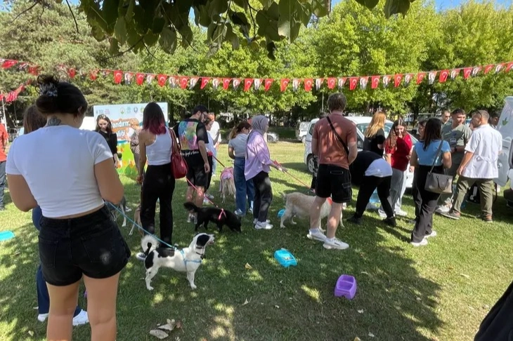 Kitapların büyülü dünyası çocukların gelişimine katkı sağlıyor