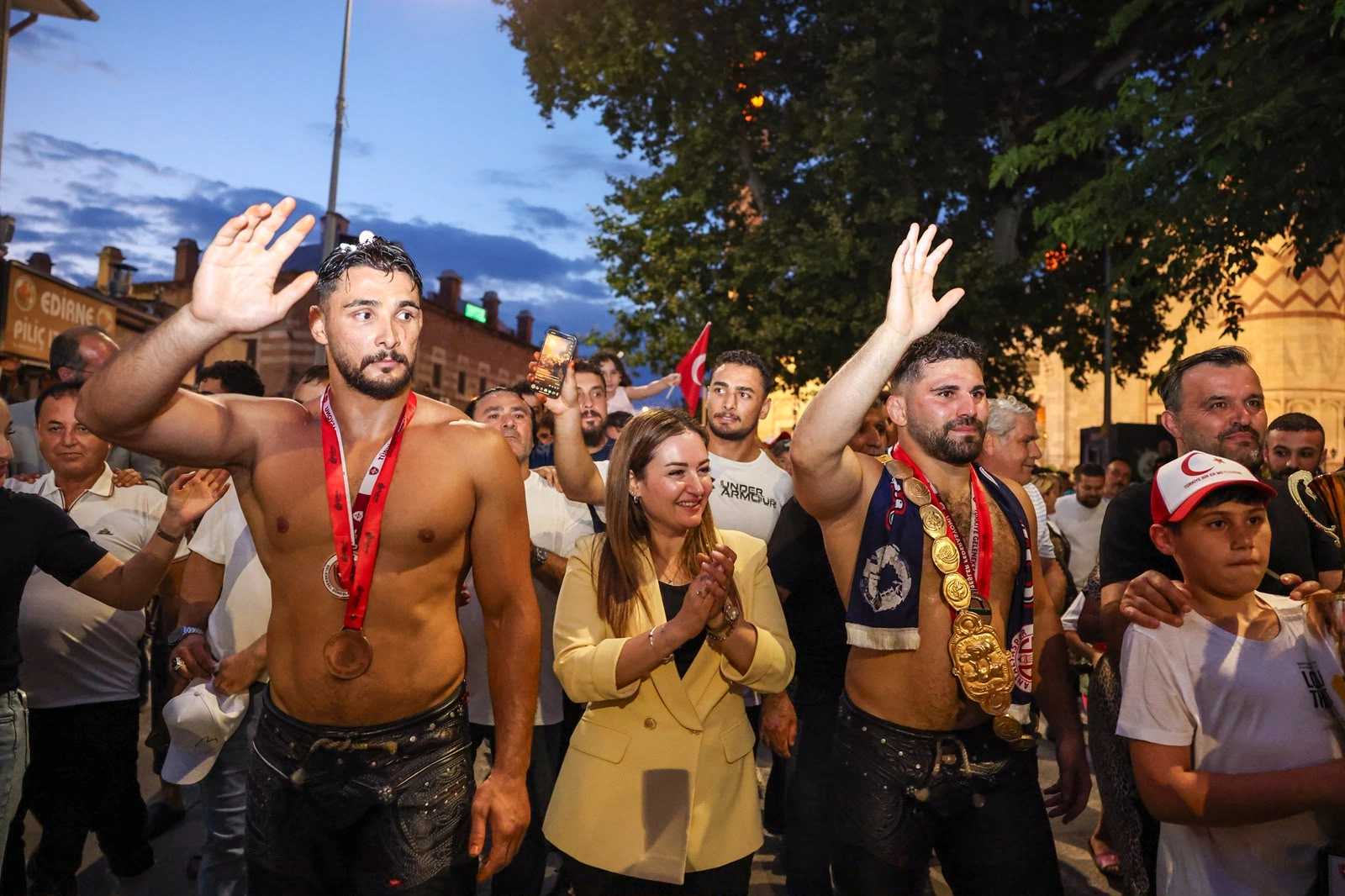 Kırkpınar&rsquo;da Altın Kemer Antalya&rsquo;ya geldi