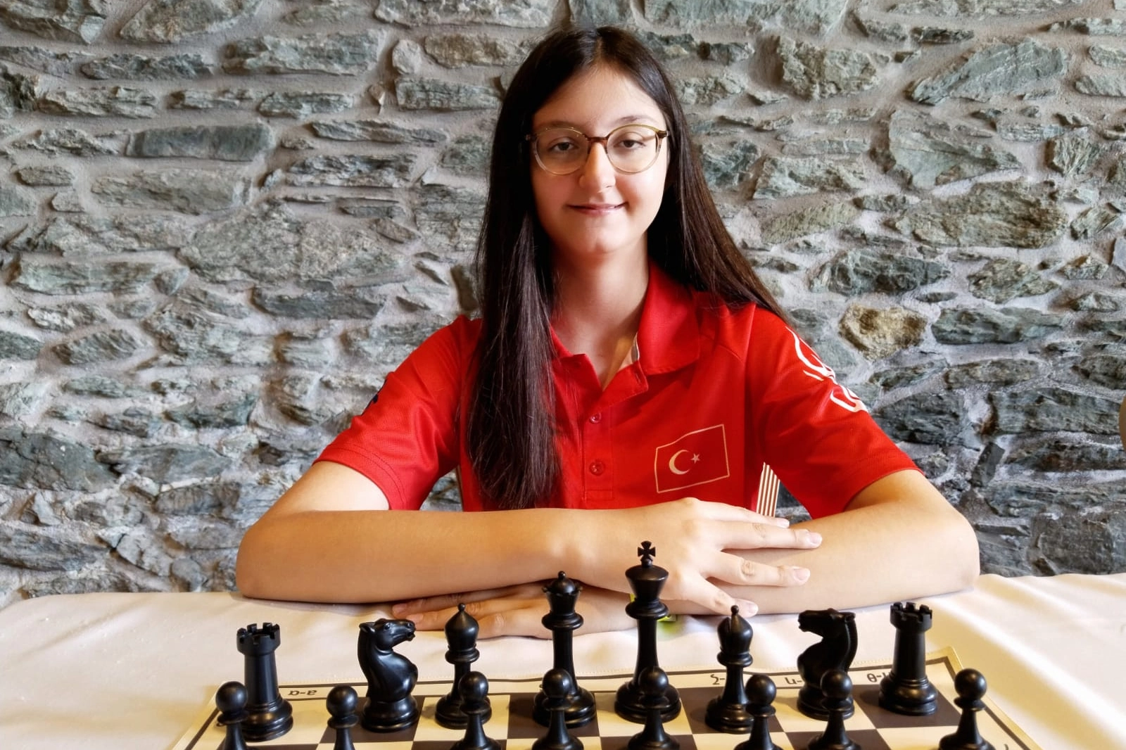 Krali&ccedil;eler Online Satran&ccedil; Festivali'nde yarı finalde Bursalı bir isim