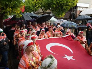 10. Milas Zeytin Hasat Şenliği, Lezzet ve Müzik Dolu Bir Hafta Sonu Yaşattı