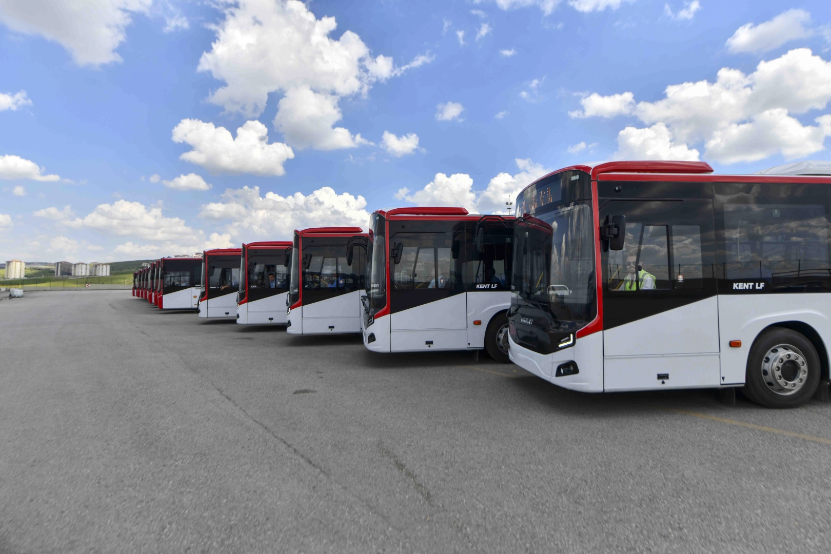 Başkent&rsquo;te toplu taşıma g&uuml;&ccedil;leniyor