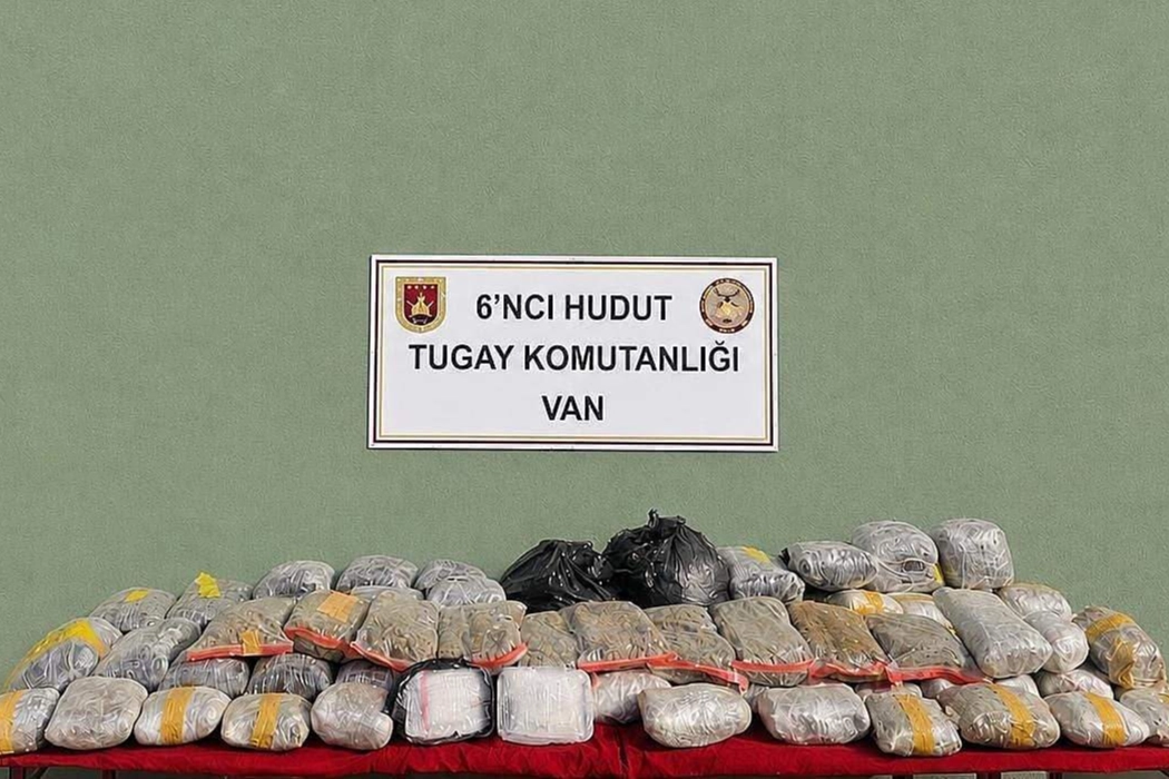 Van hudut hattında 51 kilo uyuşturucu ele ge&ccedil;irildi
