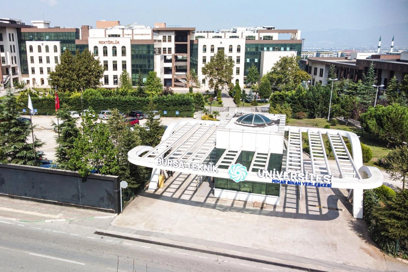 BT&Uuml;&rsquo;den daha yaşanabilir konutlar i&ccedil;in uluslararası araştırma