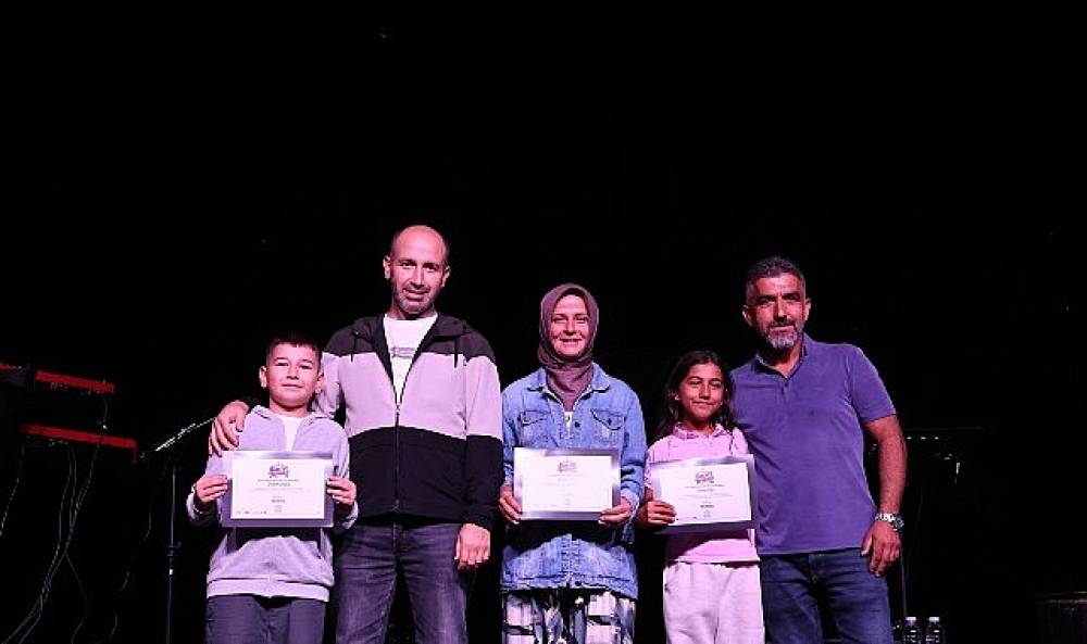 Nil&uuml;fer'de incirin lezzeti ve emeği festivalde buluştu   
