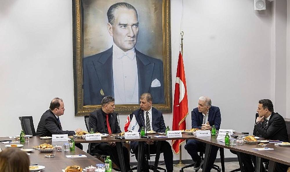 İzmir'de geri d&ouml;n&uuml;ş&uuml;m atağı evlerden sanayiye yayılıyor