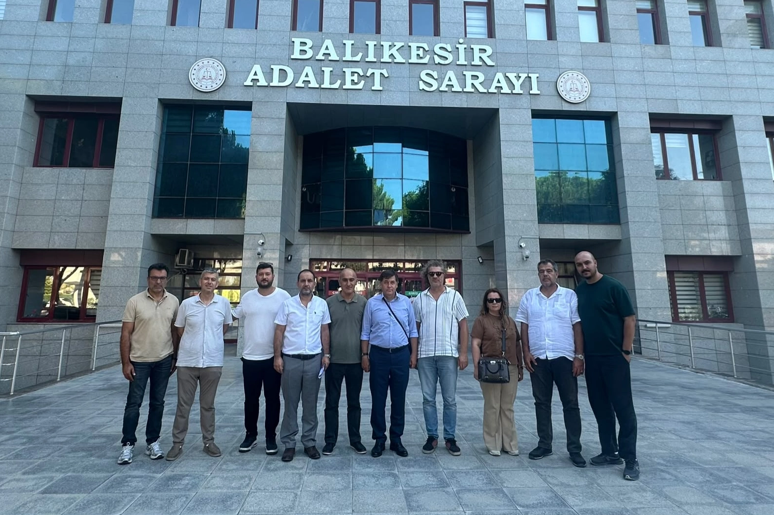 T&Uuml;SED&rsquo;den Balıkesir&rsquo;deki saldırıya su&ccedil; duyurusu... Yetkisiz ekspertize karşı hukuki s&uuml;re&ccedil; başlatıldı