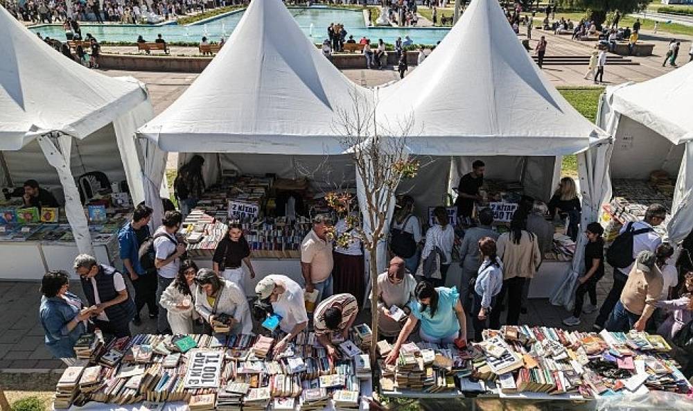 İZKİTAP - 8. İzmir Kitap Fuarı a&ccedil;ılıyor