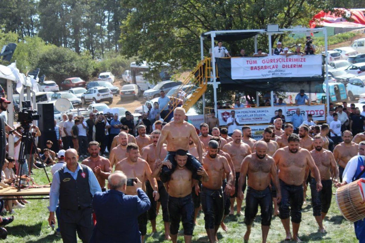 2 YIL ARADAN SONRA ŞİLE ER MEYDANININ BAŞPEHLİVANI YILDIRAY PALA OLDU!..