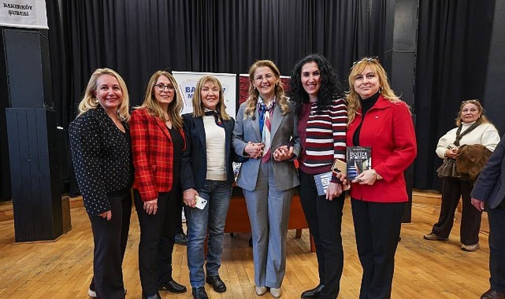 Bakırk&ouml;y'de Kadın Hareketinin Tarihsel Yolculuğu Konuşuldu