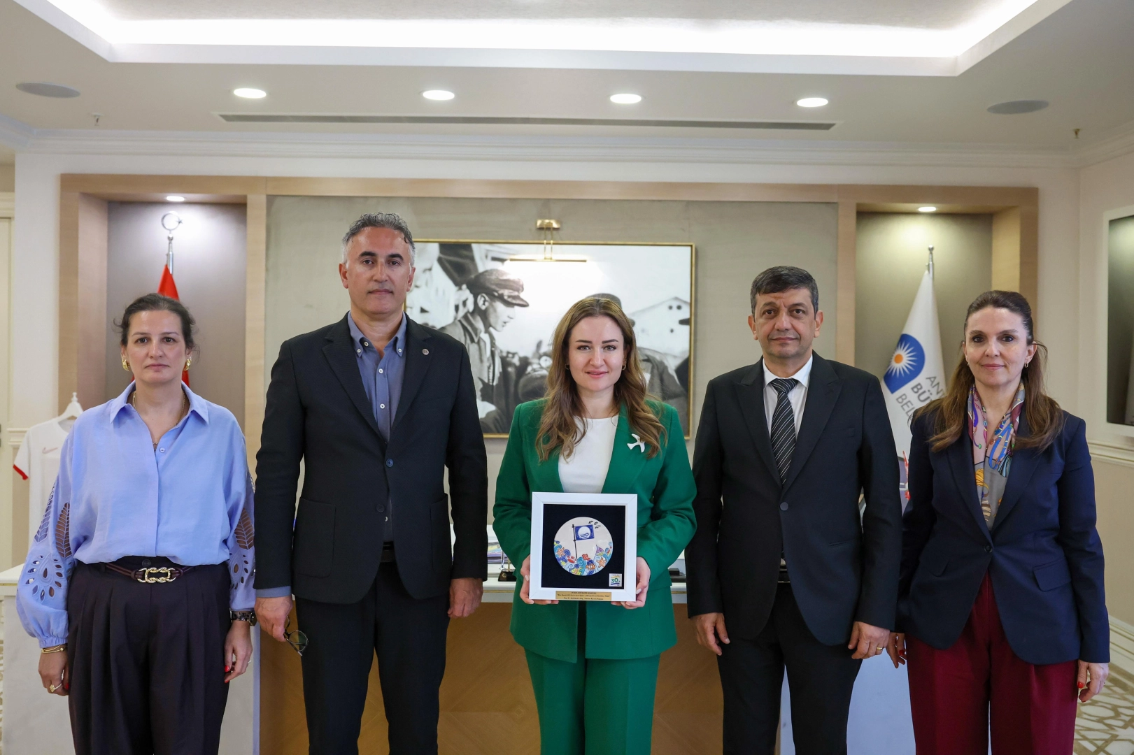 Antalya B&uuml;y&uuml;kşehir Belediyesi 32. &ccedil;evre &ouml;d&uuml;l&uuml;n&uuml; kazandı