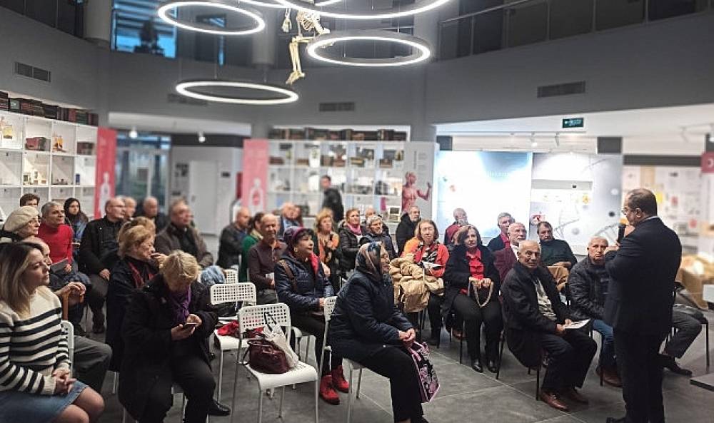 Sağlık Buluşmaları'nda deri sağlığı konuşuldu