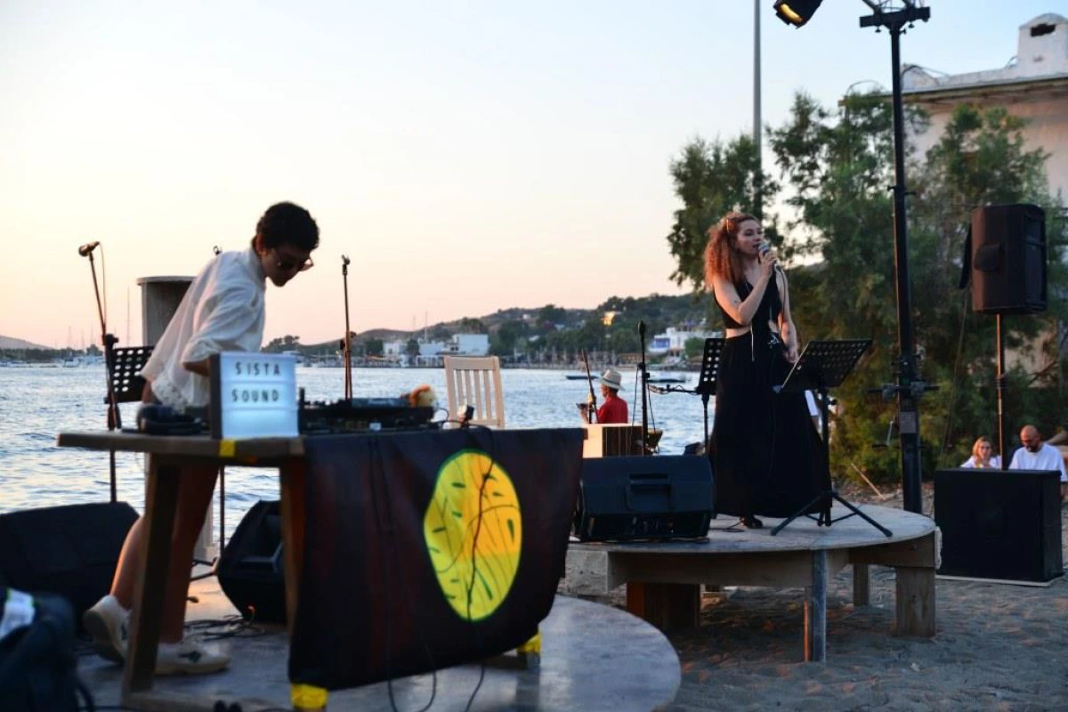 23. G&uuml;m&uuml;şl&uuml;k M&uuml;zik Festivali Kapılarını A&ccedil;tı: Bodrum&rsquo;da M&uuml;zik Mevsimi Başladı