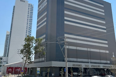 İzmir B&uuml;y&uuml;kşehir a&ccedil;ıkladı... Smyrna Otoparkı ge&ccedil;ici olarak kepenk indirdi!