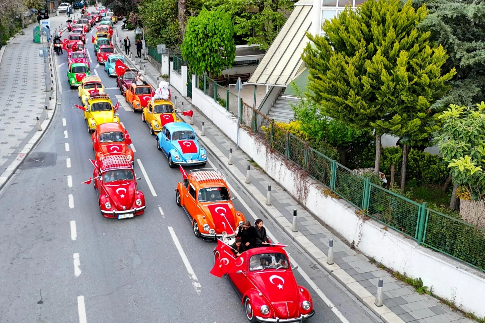 İstanbul Bakırk&ouml;y'de vosvoslardan 'egemenlik turu'