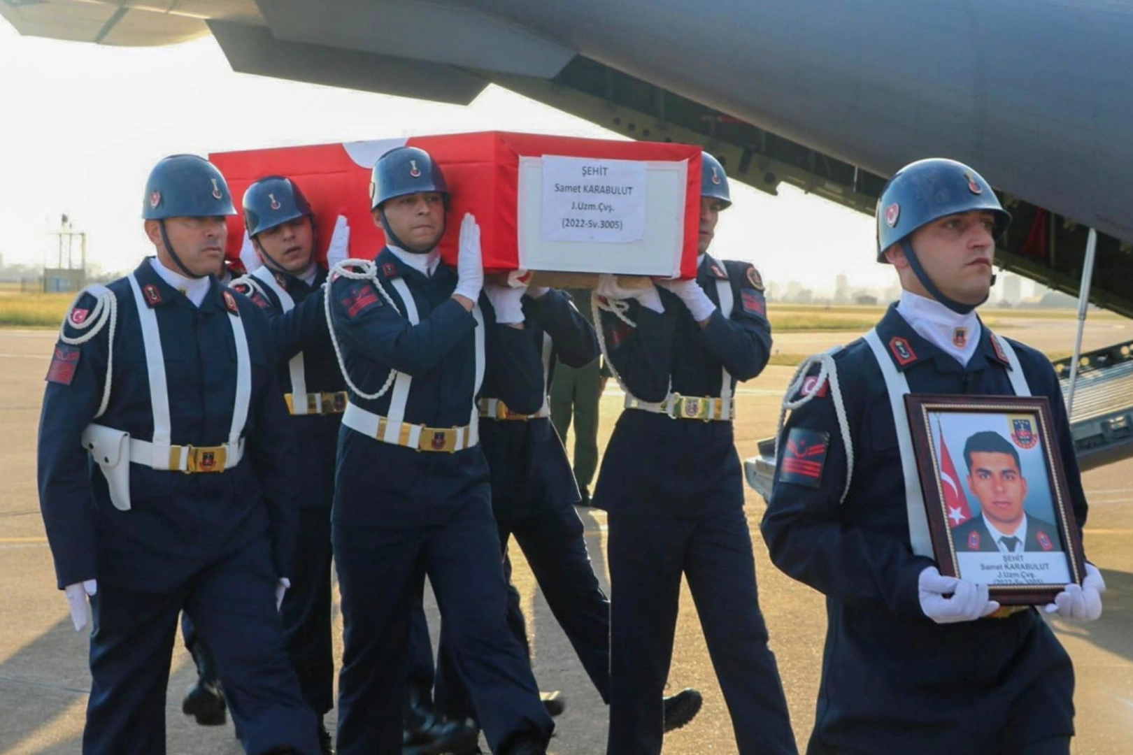 Şehit Jandarma Uzman &Ccedil;avuş Adana&rsquo;da son yolculuğuna uğurlandı