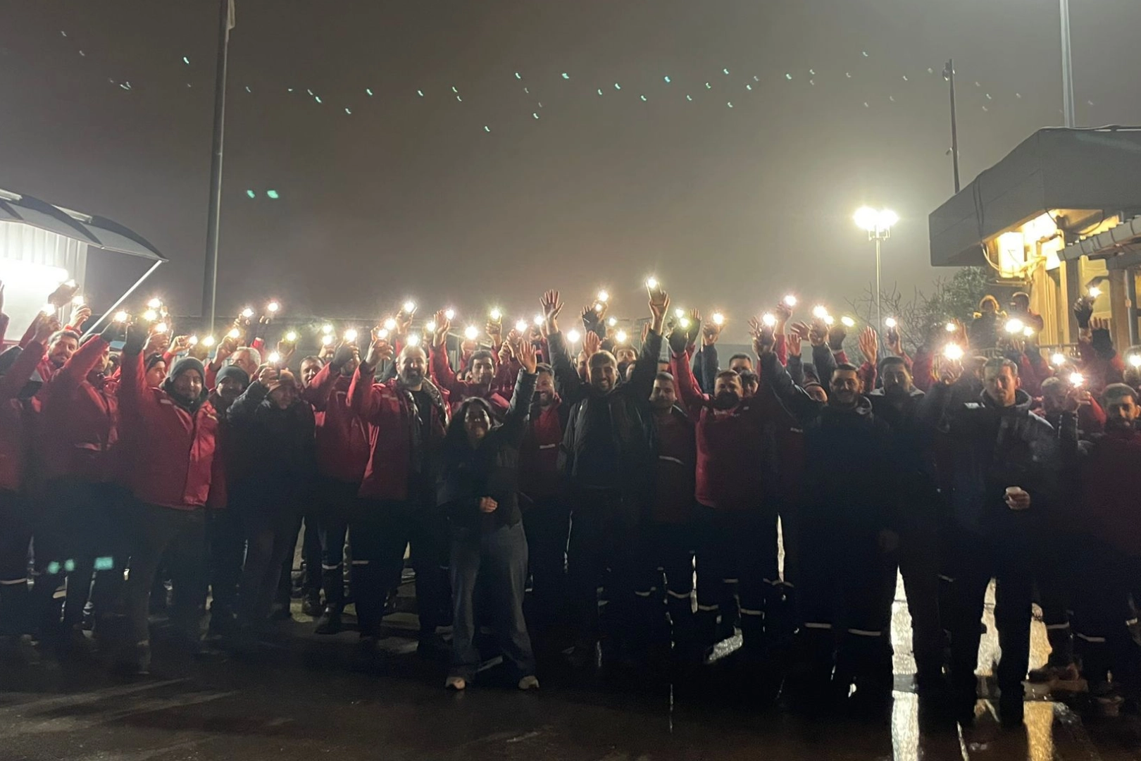 Migros depolarında iş&ccedil;iler taleplerini g&uuml;ncelledi