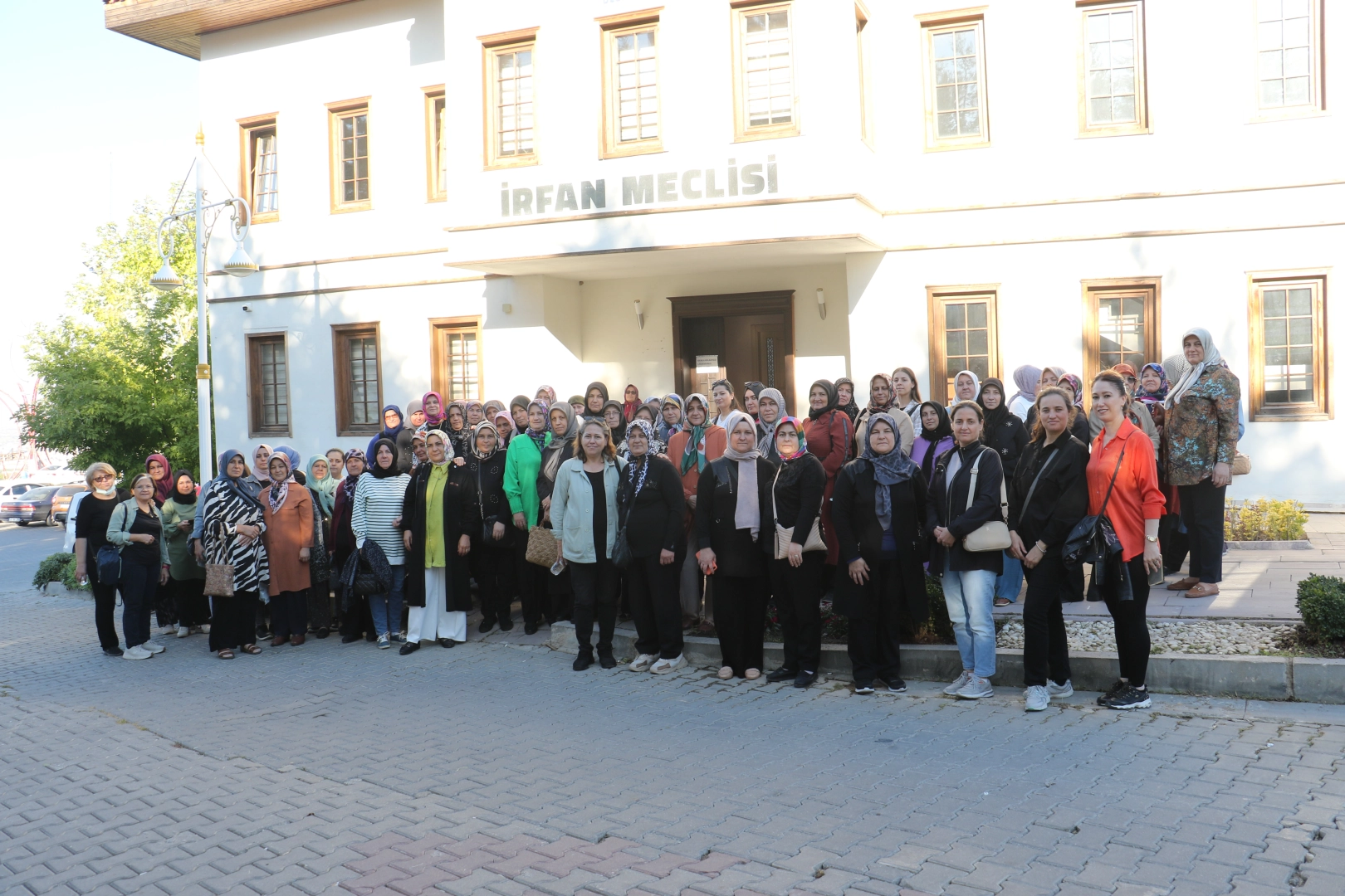 DOSABSİAD’dan üniversite öğrencilerine Cumhuriyet etkinliği