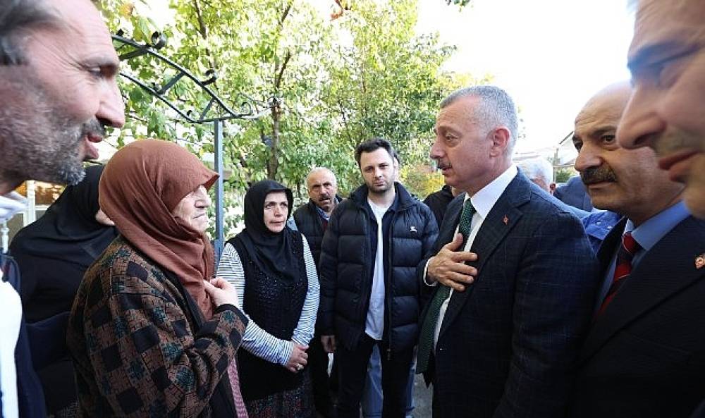 Büyükakın, doğalgaz patlamasından etkilenen vatandaşları ziyaret etti