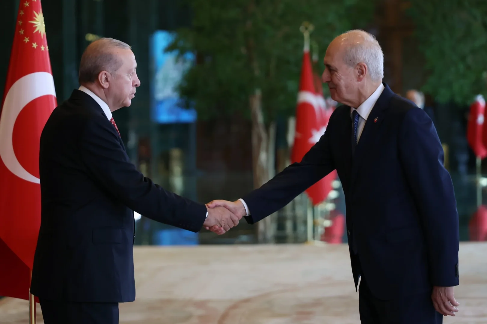 Devlet erk&acirc;nı K&uuml;lliye&rsquo;de buluştu... Erdoğan, tebrikleri kabul etti