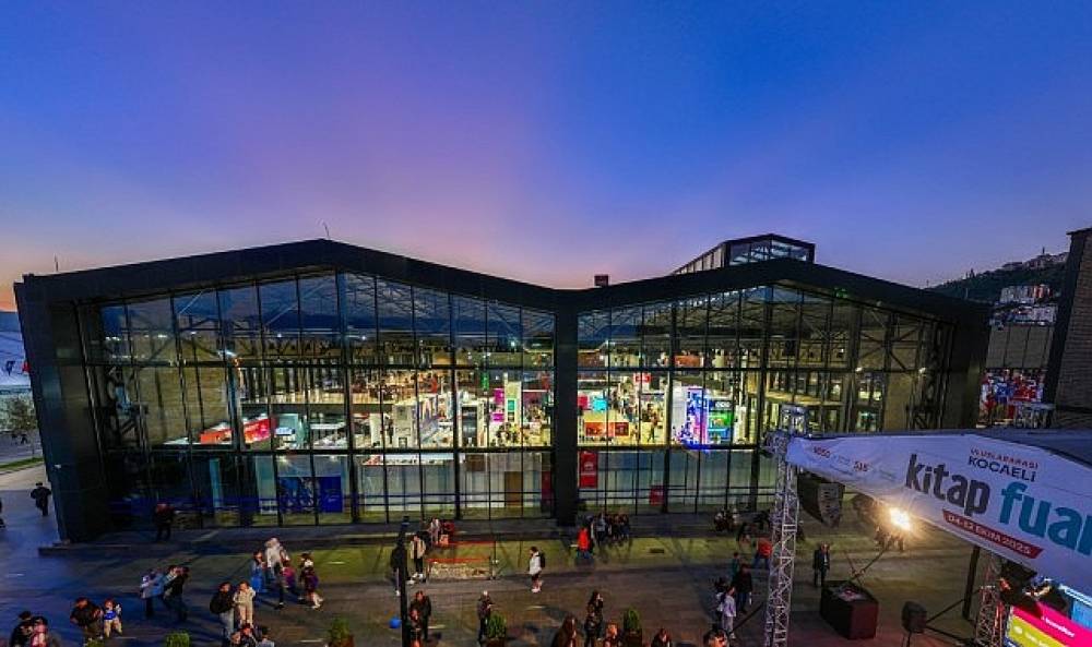 D&uuml;nyaca &uuml;nl&uuml; kalemler Kocaeli'ye geliyor