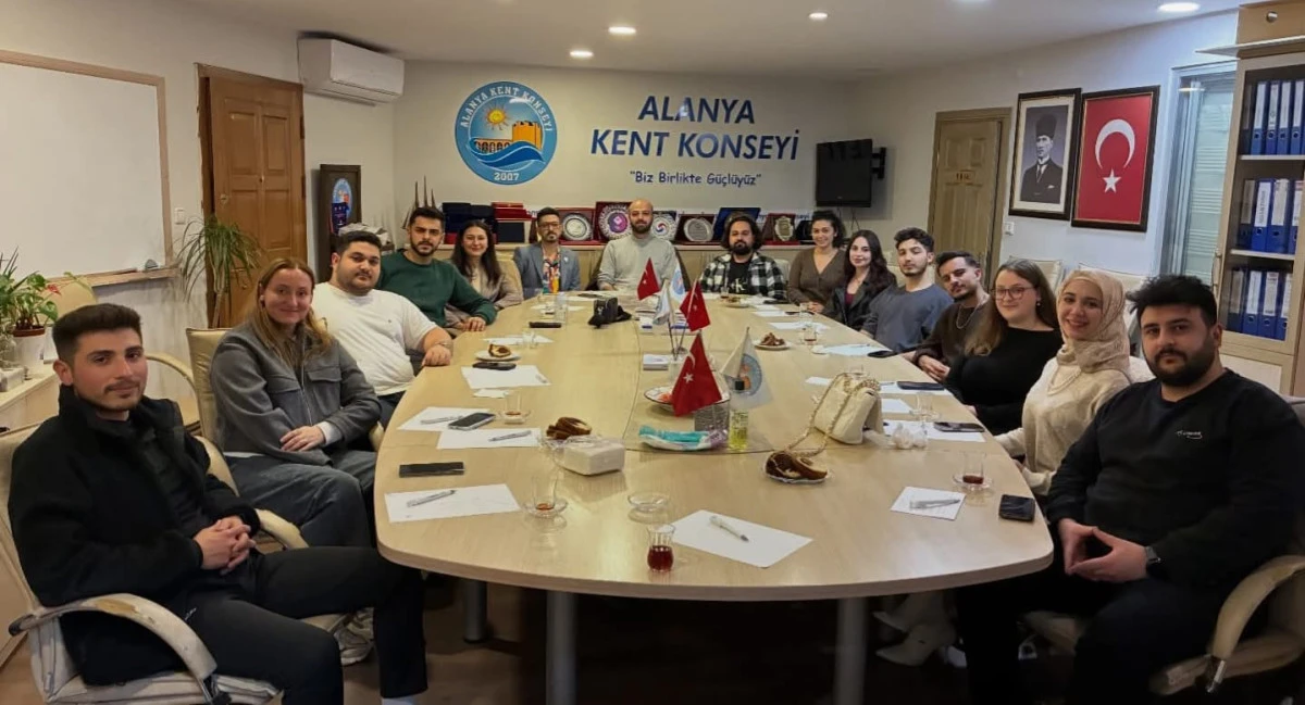 Alanya Turizminde Yeni D&ouml;nem: Yapay Zek&acirc; Destekli Dijital Rehber Geliyor