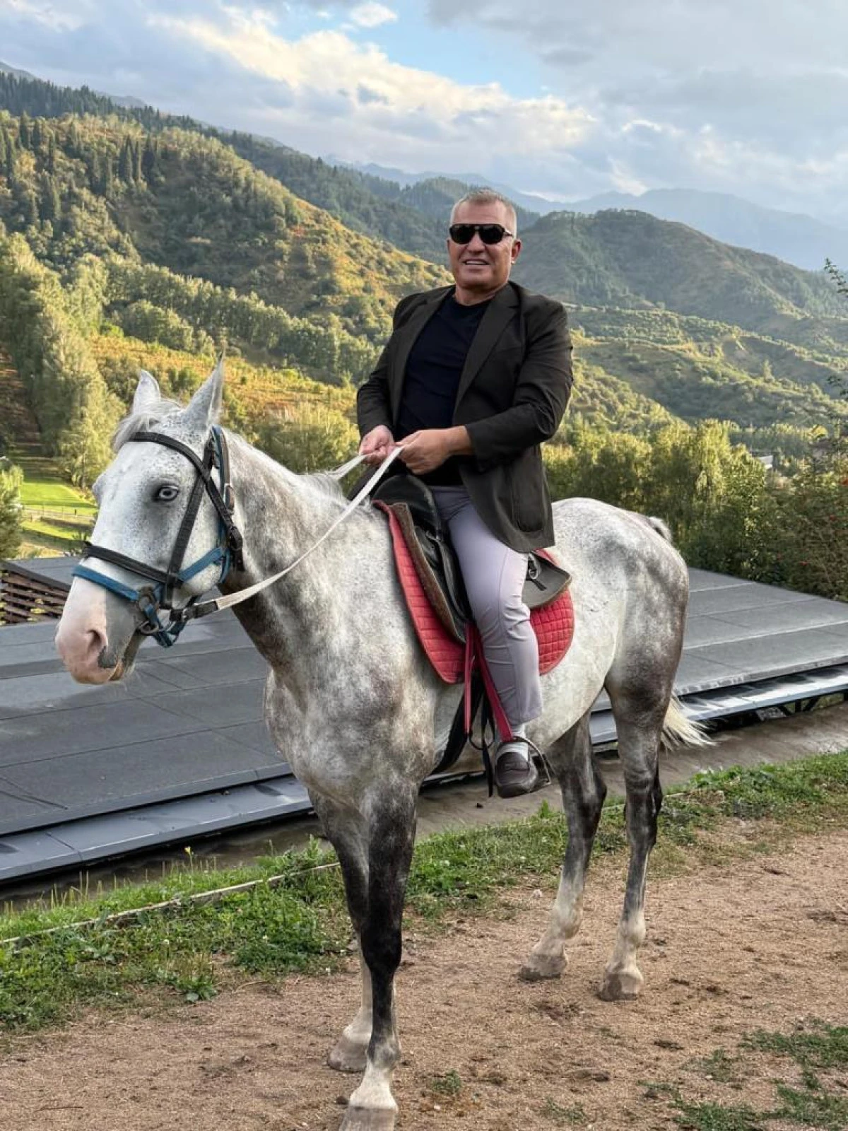 Başkan Şahin, 3 Mayıs T&uuml;rk&ccedil;&uuml;l&uuml;k G&uuml;n&uuml;&rsquo;n&uuml; Orta Asya&rsquo;dan Kutladı