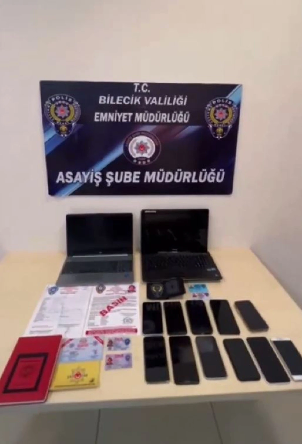 BİLECİK&rsquo;TE &ldquo;AVCI OPERASYONU&rdquo; İLE 100 MİLYONLUK DOLANDIRICILIK AĞI &Ccedil;&Ouml;KERTİLDİ