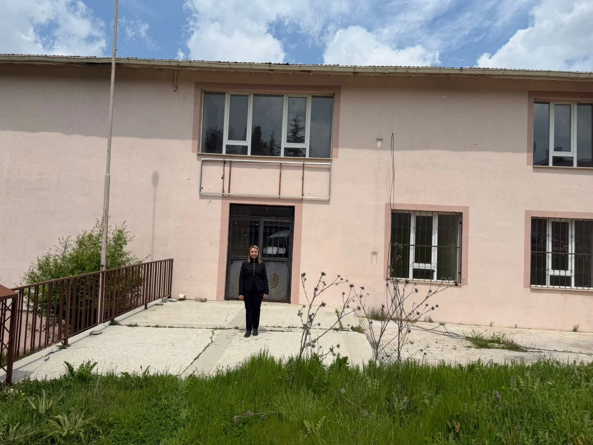 Bilecik&rsquo;te eski okul binası Mahalle Konağı oluyor