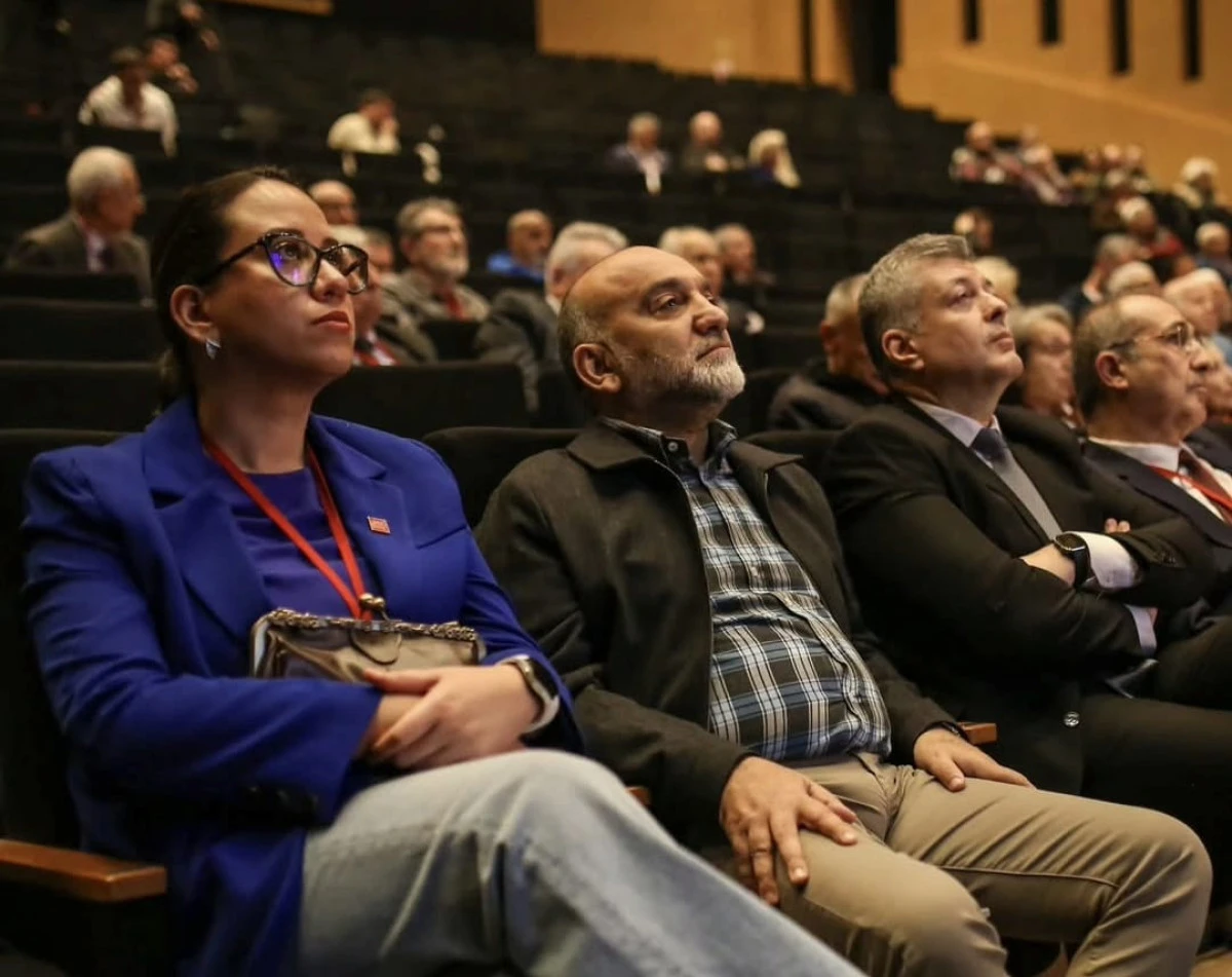 CHP Ankara Kadın Kolları Başkanı Ay&ccedil;a &Ccedil;ağlar: "Yerel Y&ouml;netimler &Uuml;zerindeki Baskılar Kabul Edilemez"