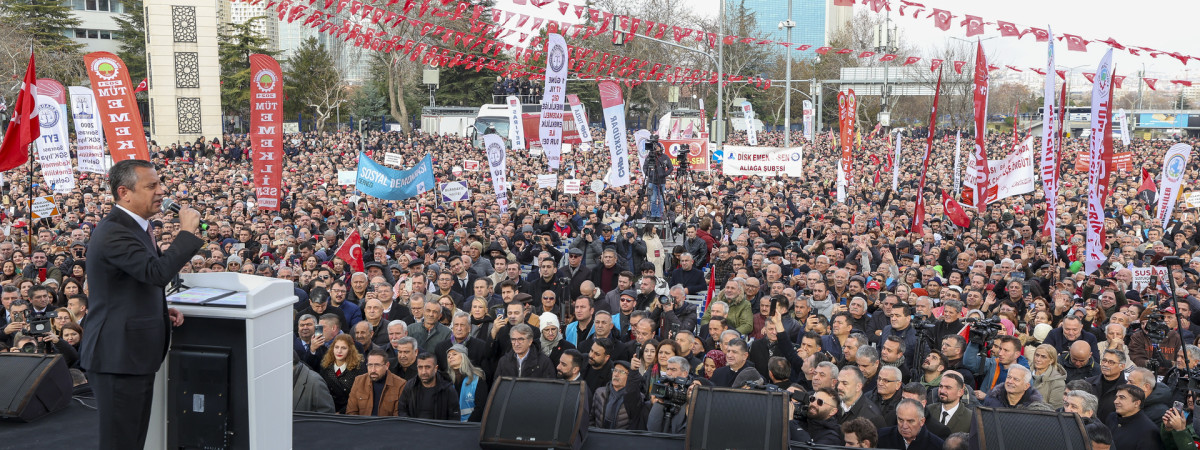 CHP Genel Başkanı Özgür Özel: 