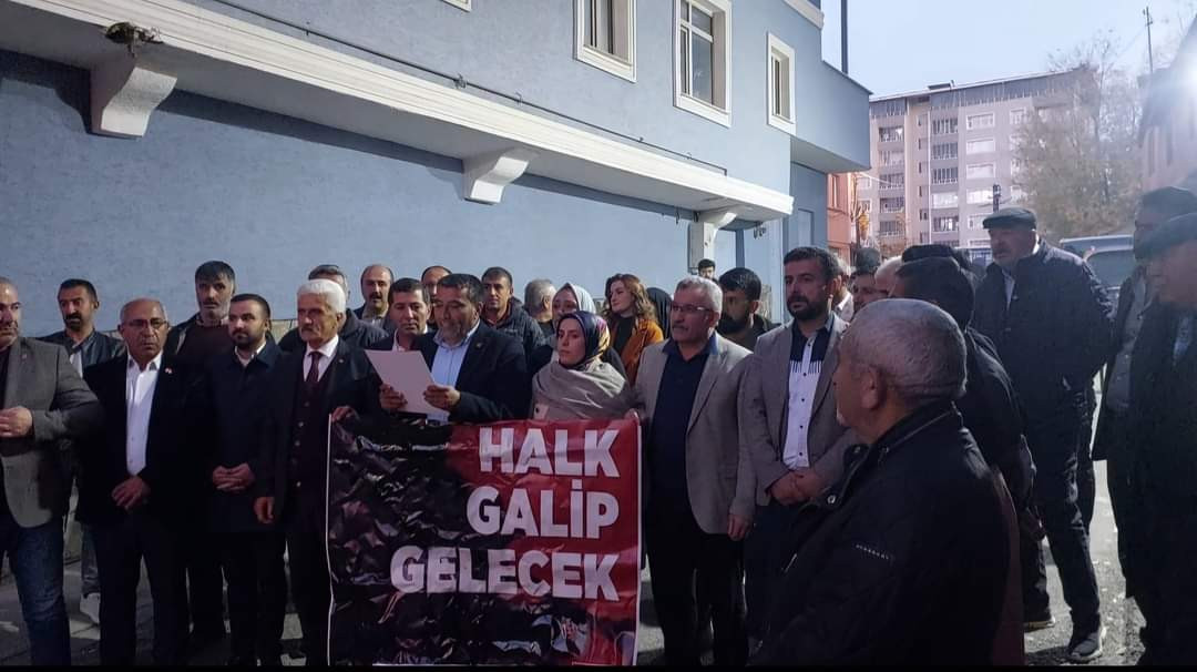 CHP’li Sönmez’den Ahmet Özer açıklaması  EGEMENLİK KAYITSIZ ŞARTSIZ MİLLETİNDİR!