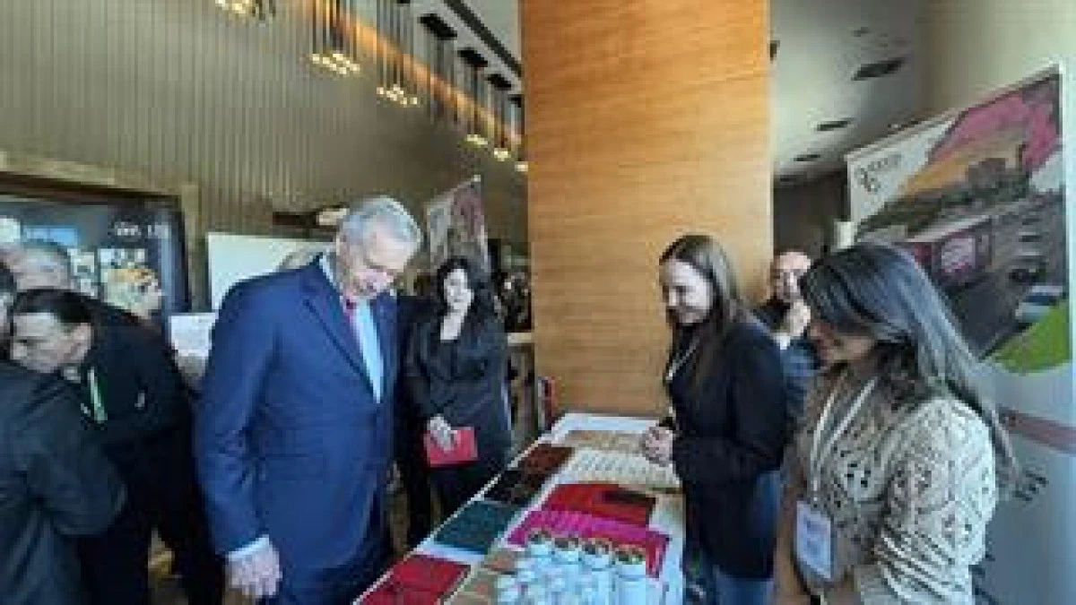 Eğitim Zirvesinde Anlamlı İş Birliği: Kansersiz Yaşam Derneği, MintiDate 2026&rsquo;daydı!