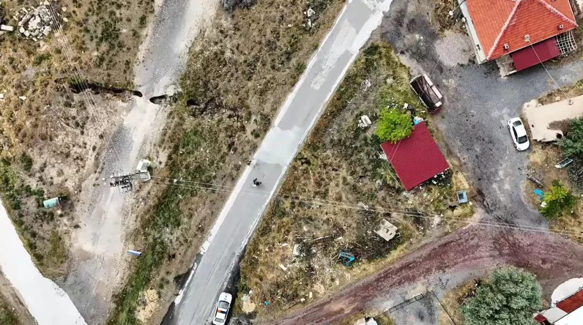 Emirgazi&rsquo;de Tehlike &Ccedil;anları &Ccedil;alıyor: Yer Kabuğunda 7-9 Kilometrelik Kırılma!