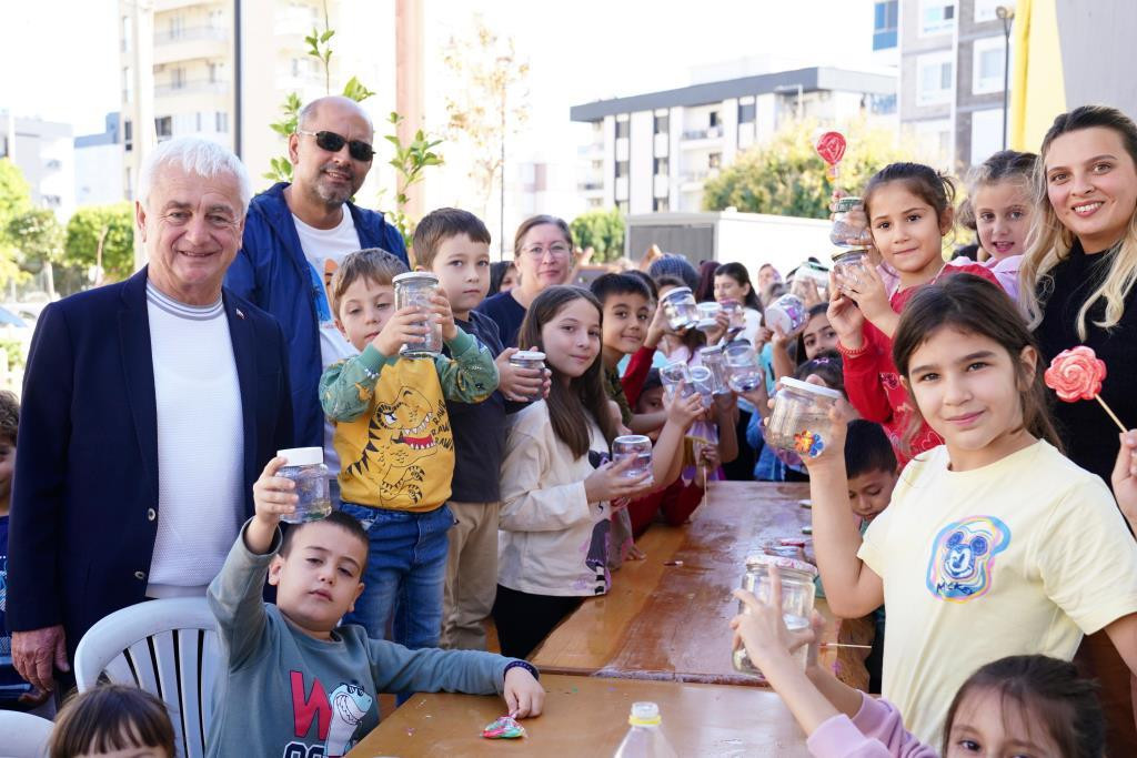 Finike Belediyesi’nden Ara Tatilde ‘’Kavanozunu Kap Gel’’ Etkinliği