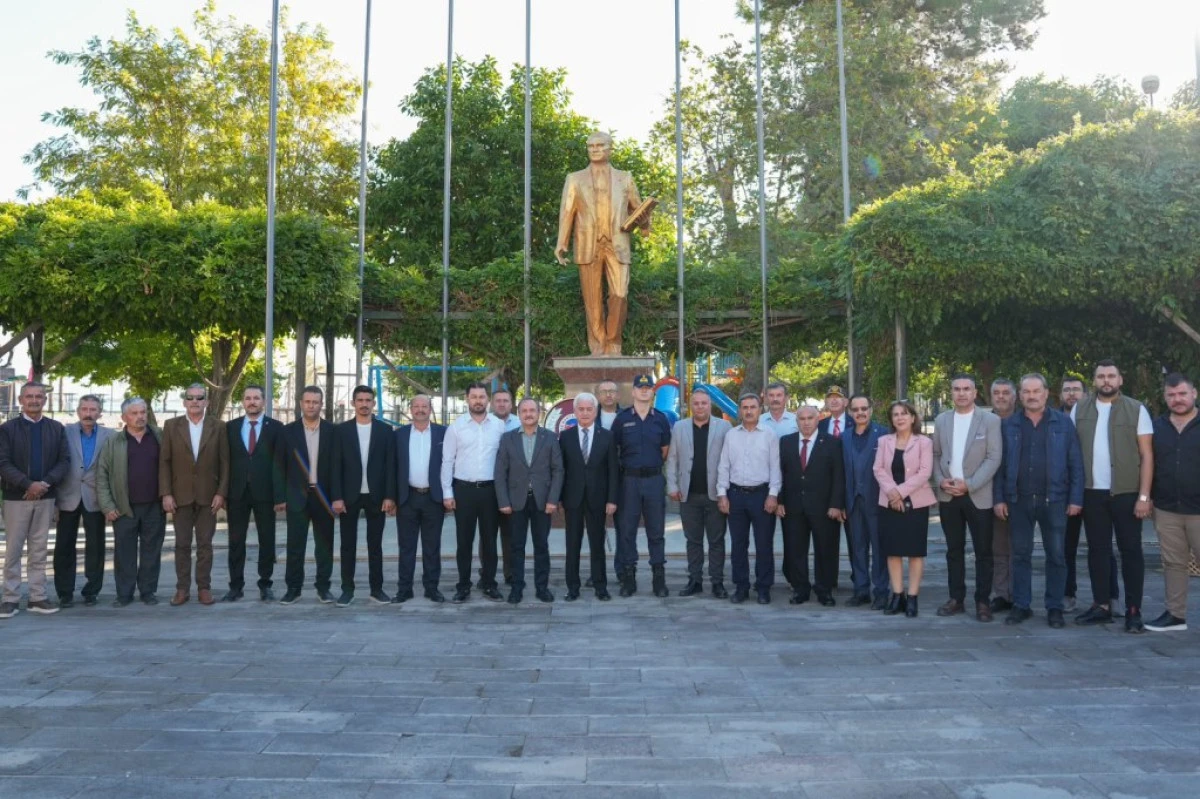 Finike&rsquo;de 19 Ekim Muhtarlar G&uuml;n&uuml; Coşkuyla Kutlandı