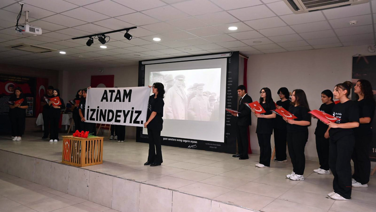 Finike'de Mustafa Kemal Atatürk'ün vefatının 86. Yıl Dönümü için Anma Programı Düzenlendi