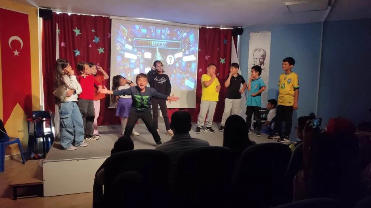 Finike&rsquo;nin "Portakalları" Antalya Yolcusu: Nasreddin Hoca Dijital D&uuml;nyada!- Videolu Haber