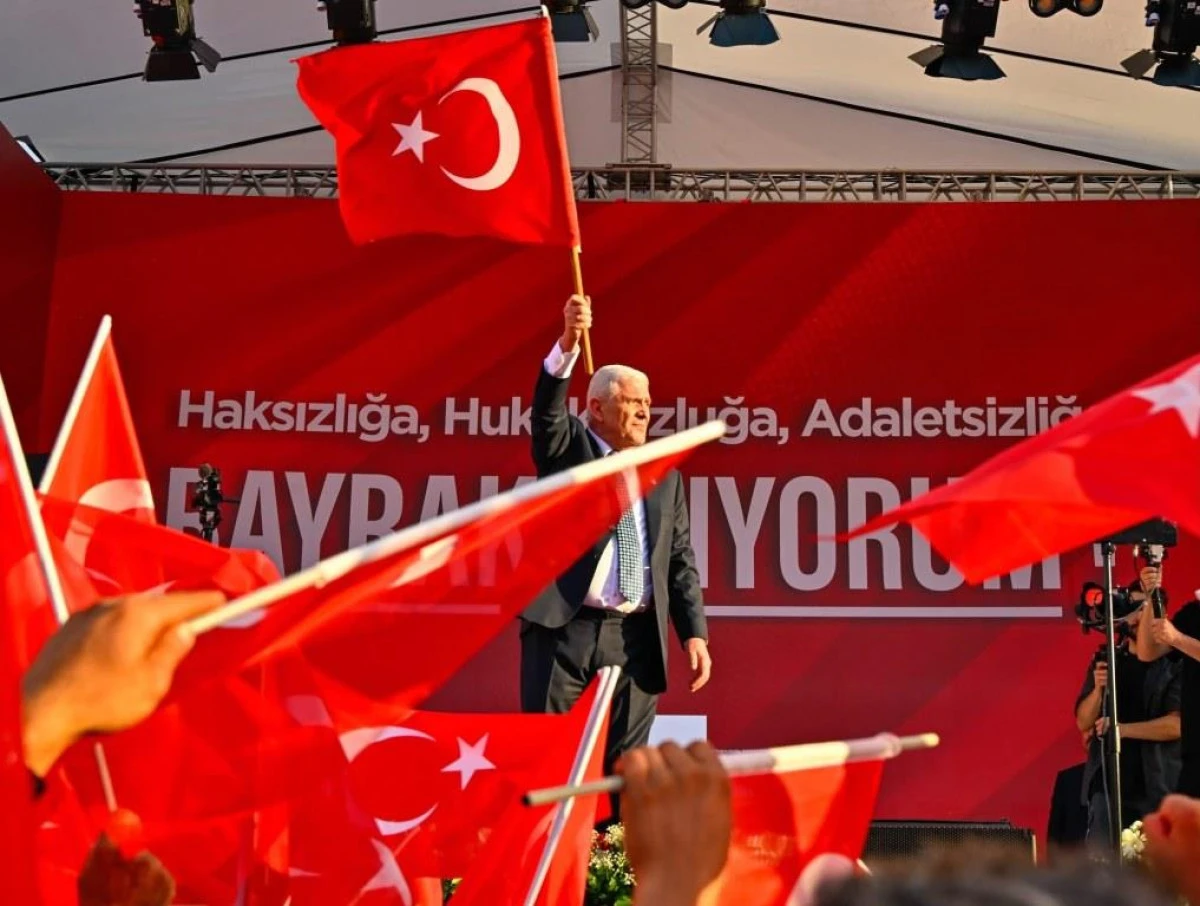 İYİ Partili Tekin: "Tandoğan Buluşması T&uuml;rk Milletinin Kararlılığını G&ouml;sterdi"