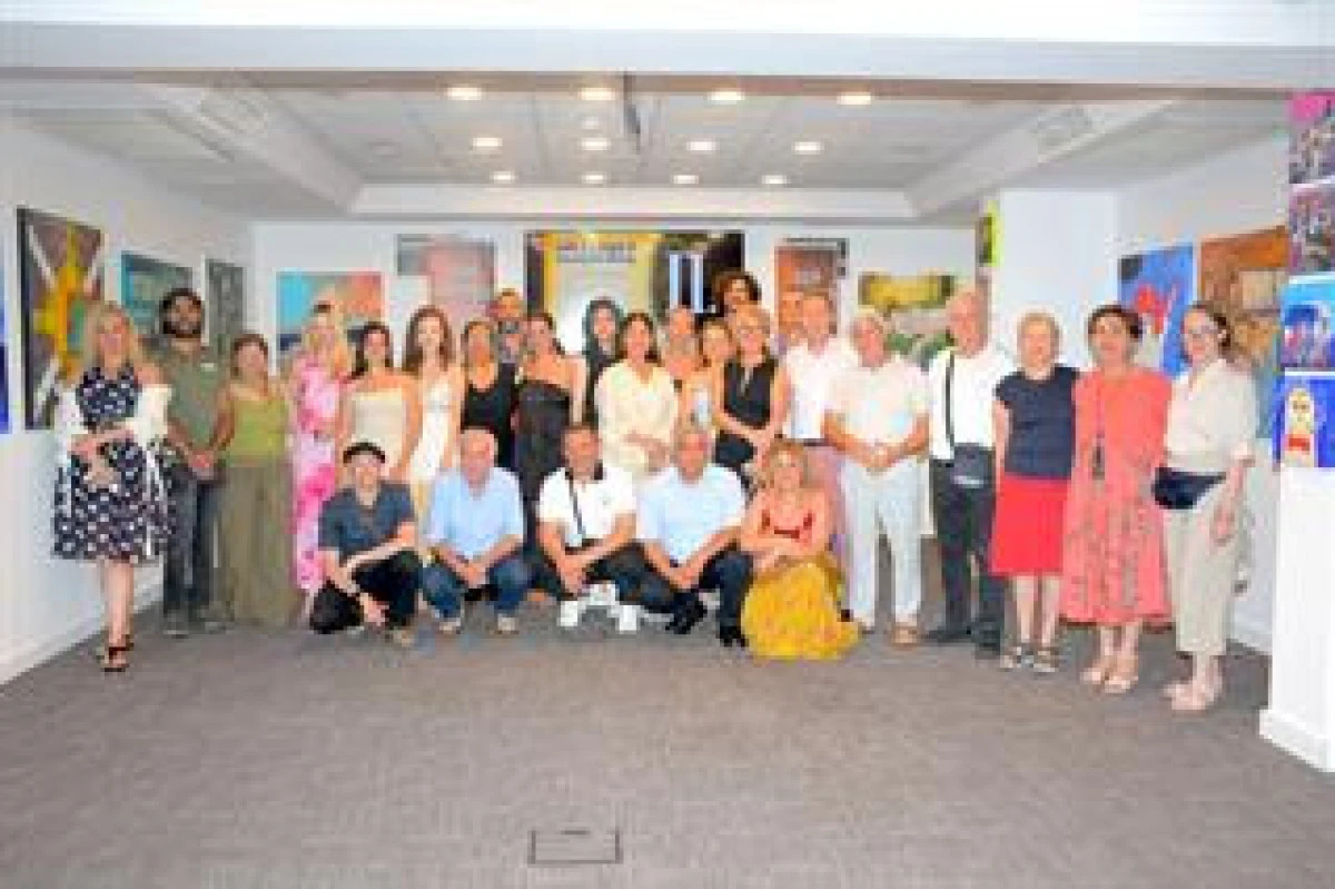 İzmir'de Sanat Buluşması: 2. Uluslararası Salih Karcıoğlu Resim Sergisi A&ccedil;ıldı