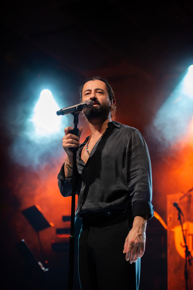 Koray Avcı’dan Duygusal Konser: 