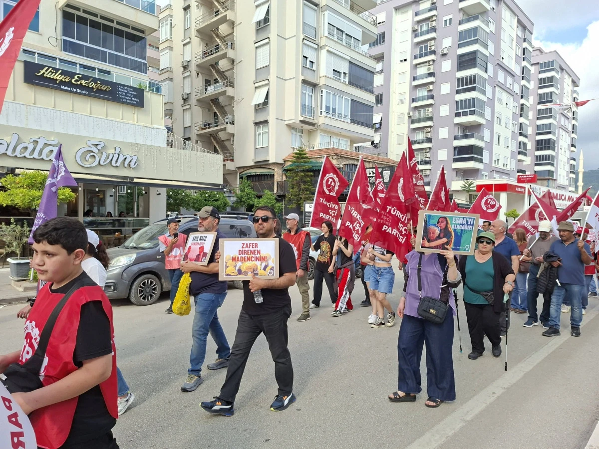 Kumluca'da 1 Mayıs Coşkusu: Alanlar "Emeğin G&uuml;c&uuml;" İ&ccedil;in Birleşti!