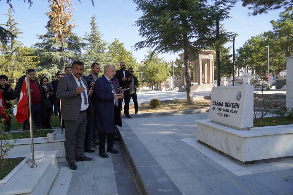 ÖZDAĞ, “ÖCALAN KENDİSİNİ İMRALI'DA ÖLMEYE ALIŞTIRMALIDIR.