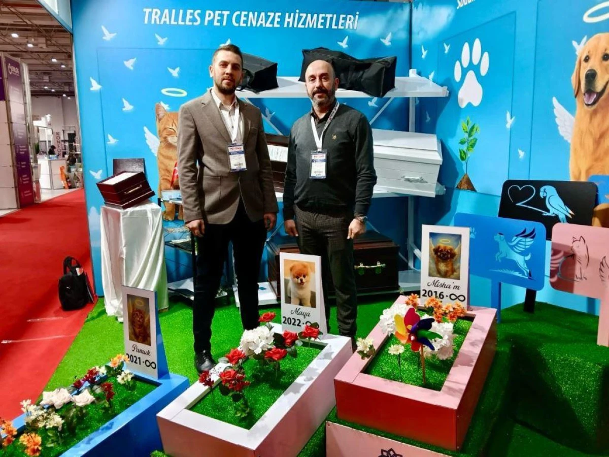 PET İZMİR 2026 &Uuml;&ccedil;&uuml;nc&uuml; G&uuml;n&uuml;nde Rekor Kalabalık !  Fuarda &lsquo;Pet Cenaze Hizmetleri&rsquo; Standı Ziyaret&ccedil;ileri Duygulandırdı