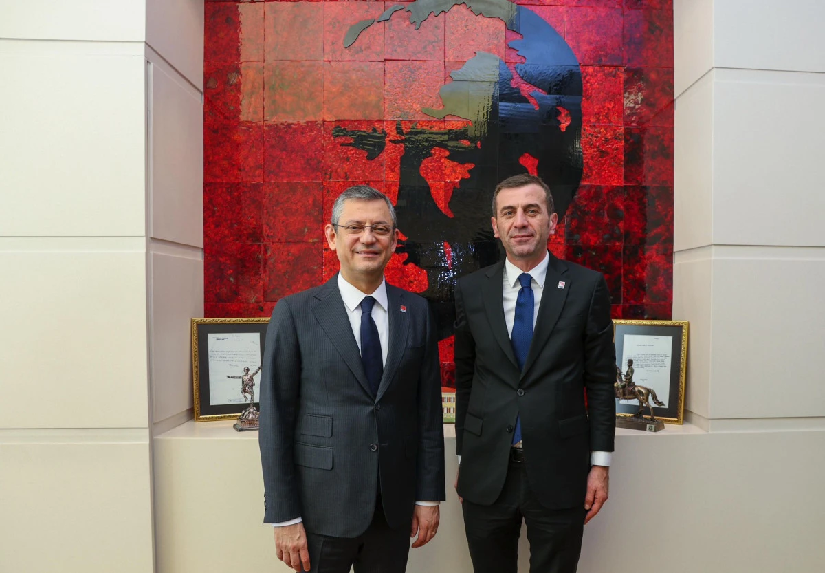 Sakarya İl Başkanı Oğuz Can Curoğlu: "Bu saldırı, demokrasiyi hedef alan bir karanlık senaryonun par&ccedil;asıdır"