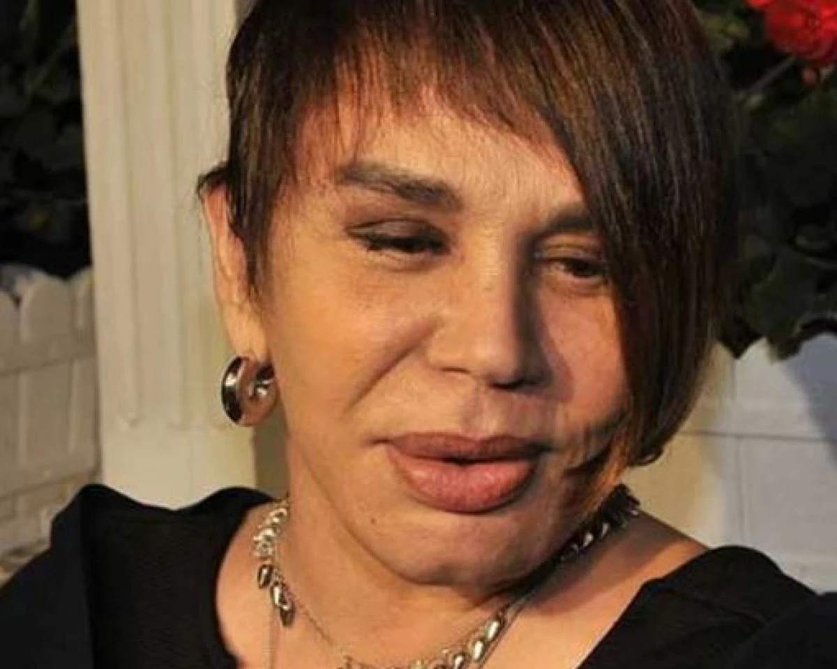 Sezen Aksu Adına A&ccedil;ılan Sahte Hesaplara Uyarı