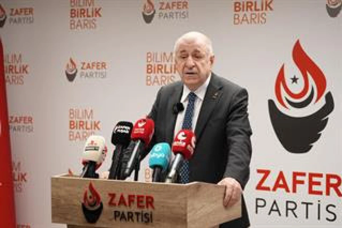 &Uuml;mit &Ouml;zdağ&rsquo;dan Ekonomi ve TBMM Raporu A&ccedil;ıklaması: &ldquo;Sanayisi K&uuml;&ccedil;&uuml;len Bir &Uuml;lkeyiz&rdquo;