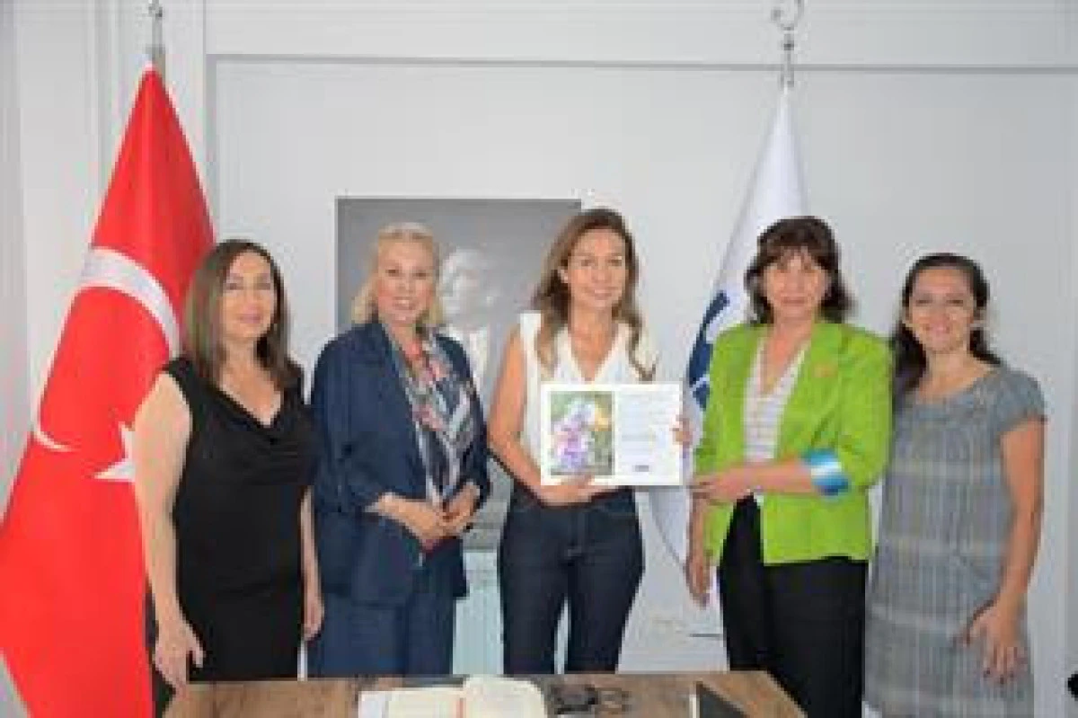 USKD'den Hayati Uyarı: "Kanserojen Tehlike Asbest Tehdidi S&uuml;r&uuml;yor!"